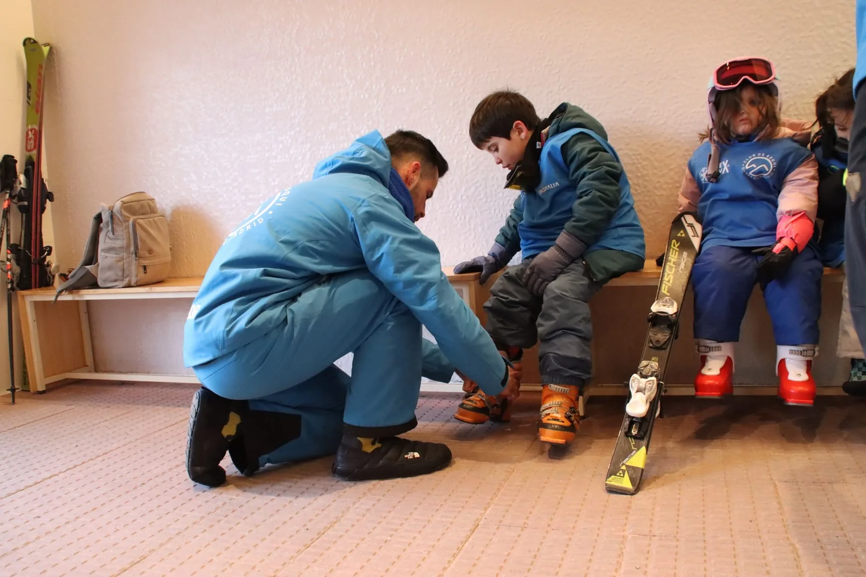 Clase de esquí en Navacerrada con monitor titulado